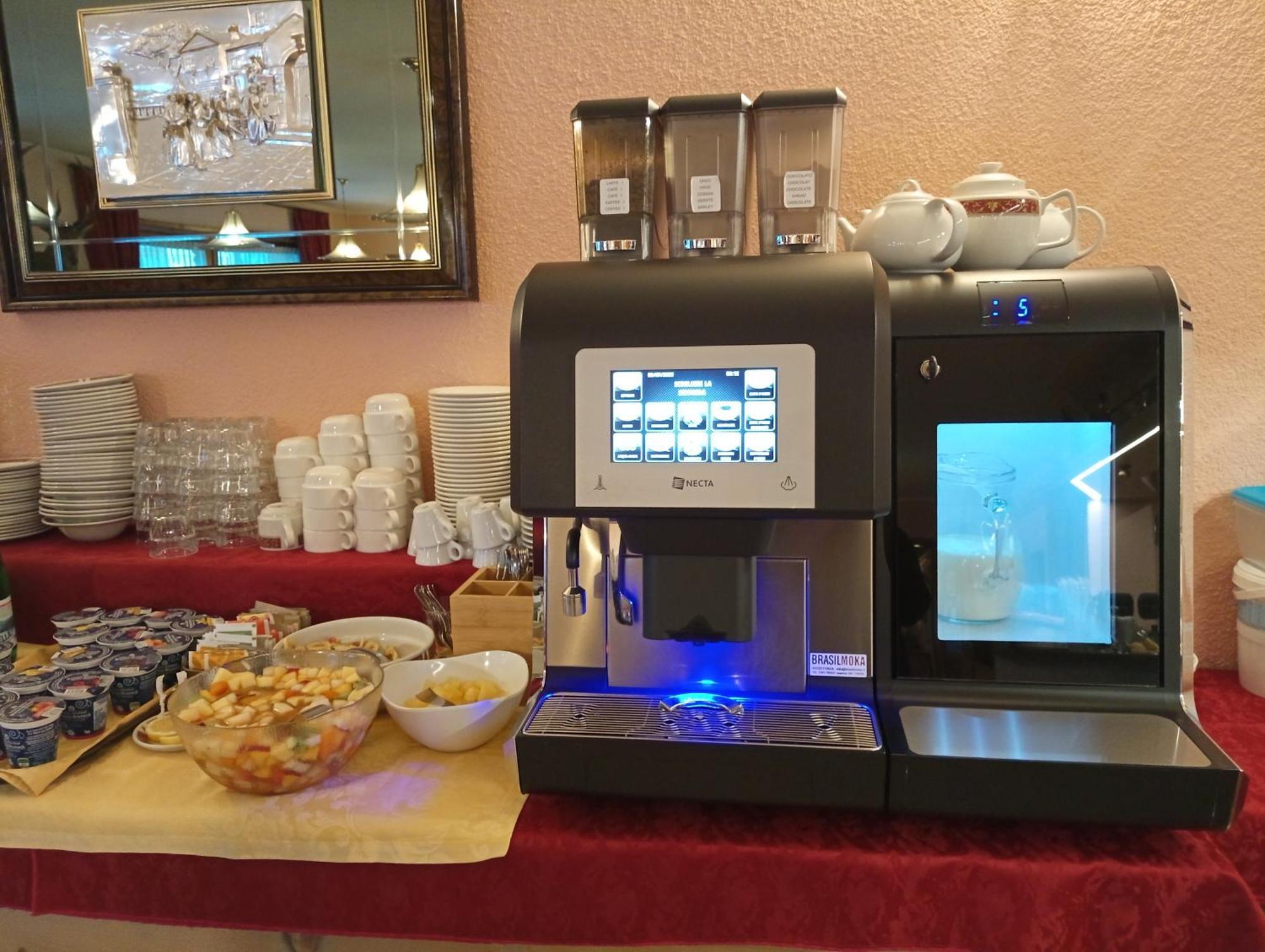 Hotel Adele リヴィーニョ エクステリア 写真